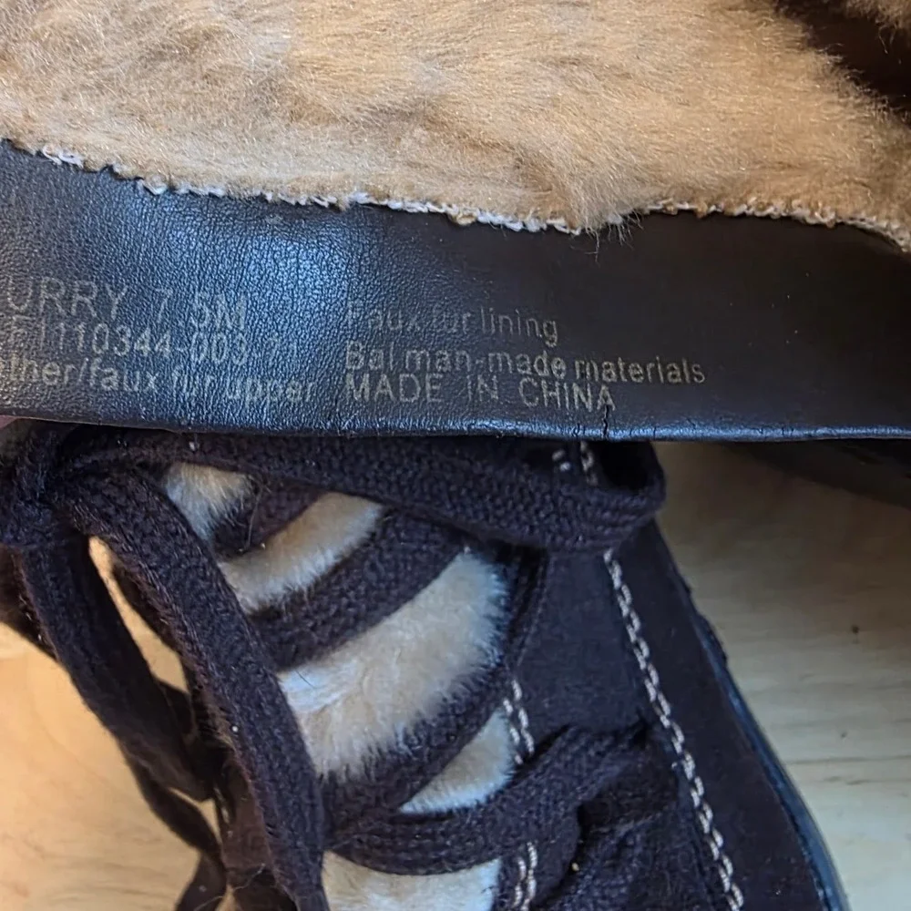 Baretraps Furry Brown Suede Faux Fur Lined Lace Up Side Zip Winter Boots 7.5M